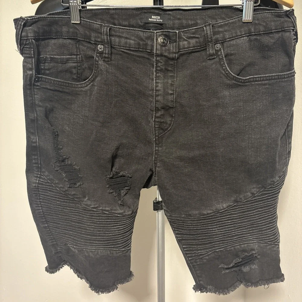 True Religion Jean Shorts Mens 38 Black Denim Rocco Relaxed Skinny Distress Fray